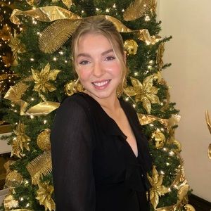 Meet your Posher, Abby